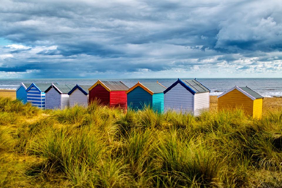 Strandhäuschen an Englands Nordseeküste