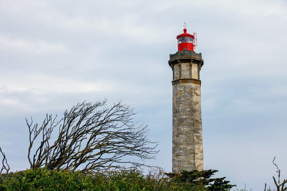 Phare des Baleines, an der Nordspitze der Insel Ré gelegen